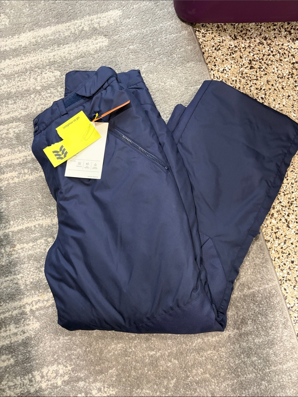 Men’s snow pants